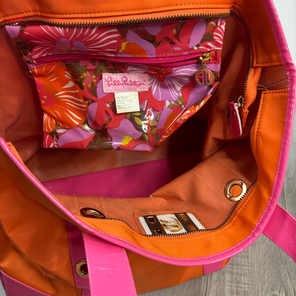 Lilly Pulitzer Orange and Pink Beach Tote - Picture 4 of 9